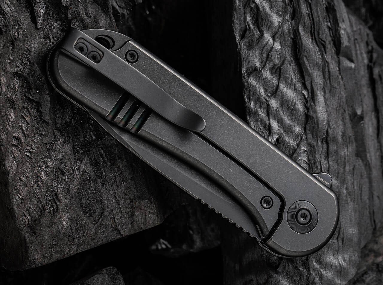 Elementum Titanium Black