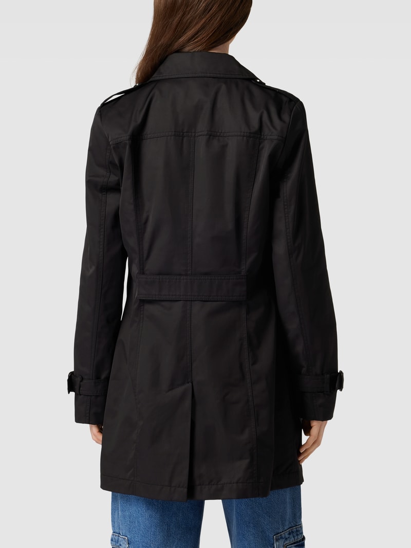 Jacke mit seitlichen Eingrifftaschen in schwarz