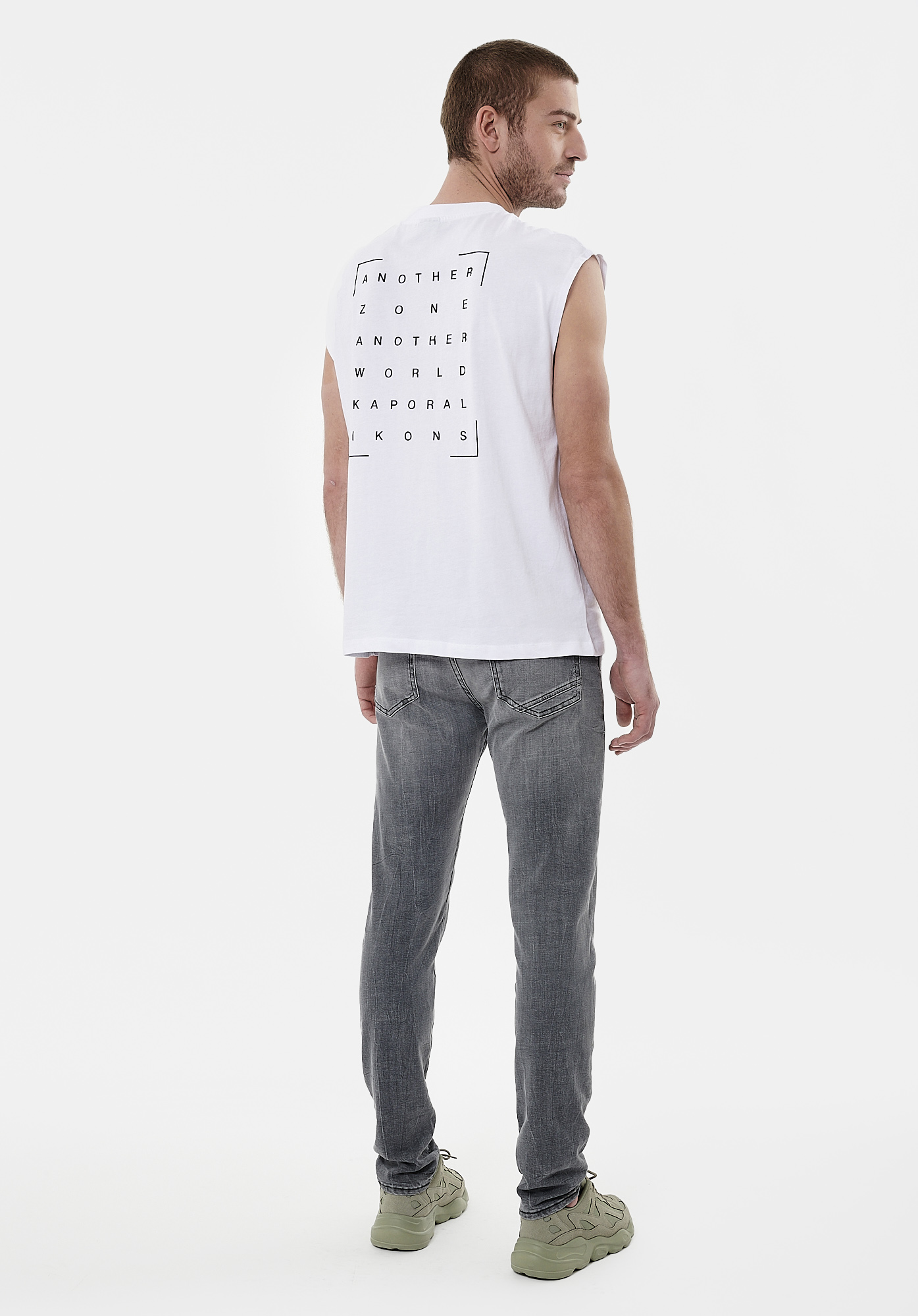 SKY    T-shirt blanc Homme en 100% coton