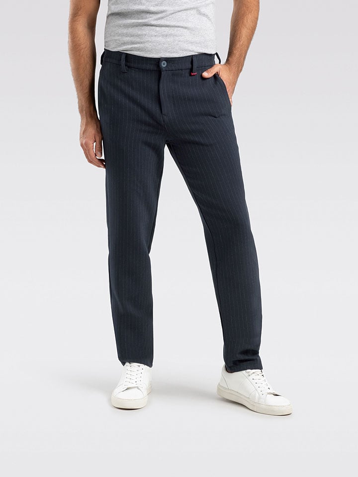 MAC Chino 