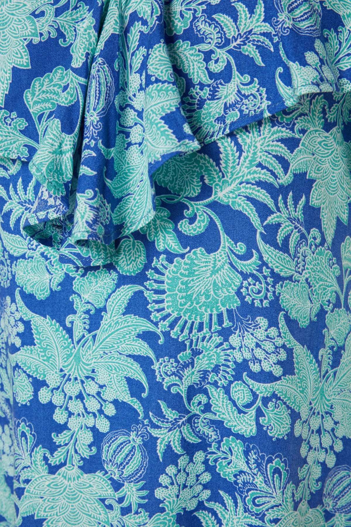 Trendyol Collection  Maxi-Strandkleid mit gewebtem Volant und Blumenmuster TBESS19WY0004