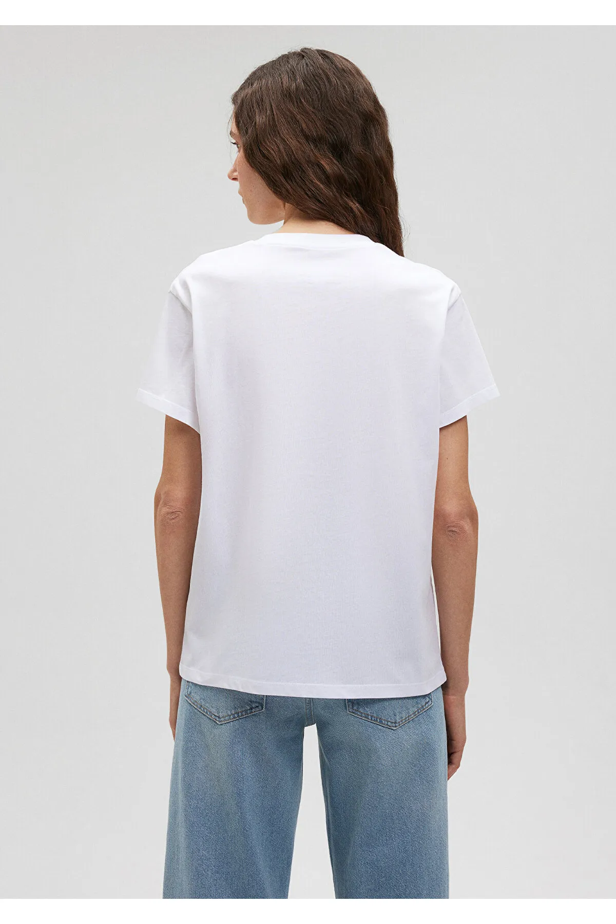 Mavi  Istanbul-T-Shirt mit Katzenmuster, reguläre Passform / normaler Schnitt 1610225-620