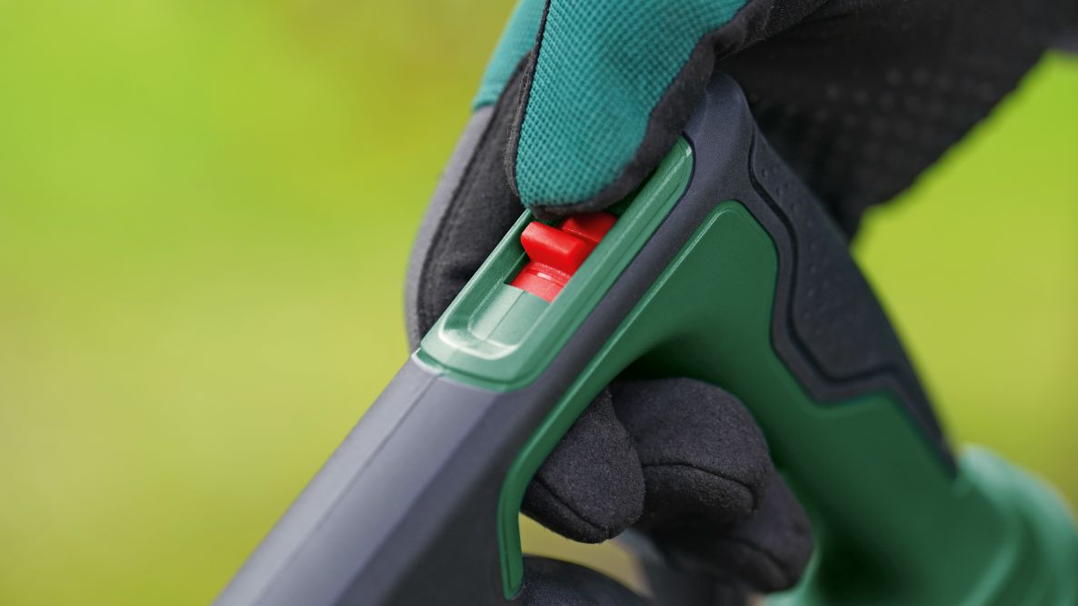 Bosch Green 06008A0601 Universal Lövblås 18V-130 Sladdlös Lövblås exkl. batterier och laddare i låda