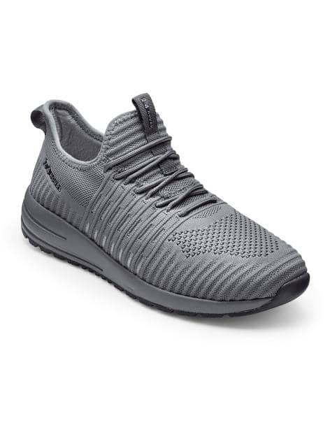 Sportschuh mit einer 3 Komponenten Zwischensohle