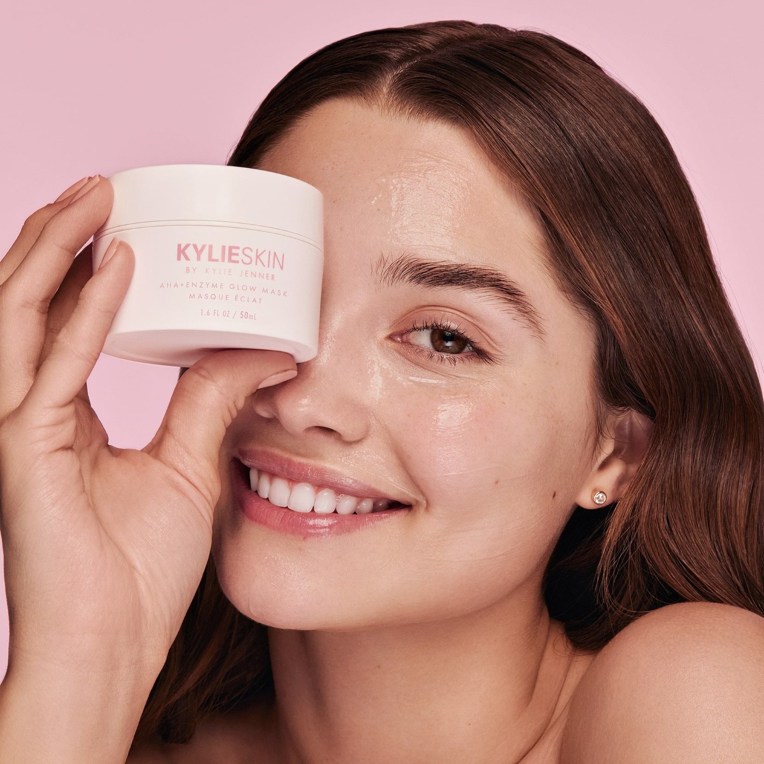 KYLIE COSMETICS AHA + Enzym