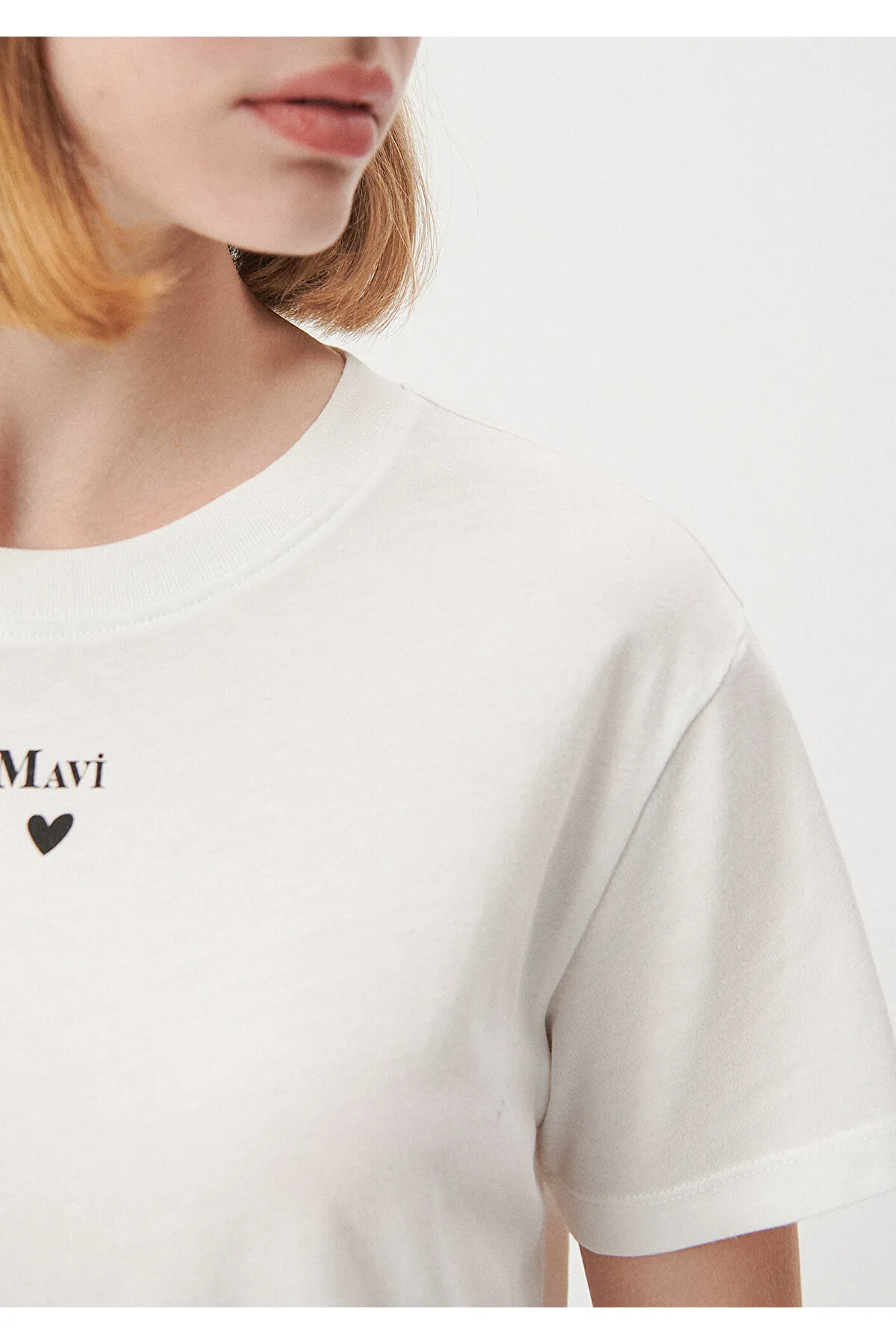 Mavi  Weißes T-Shirt mit Logo-Print, reguläre Passform / normaler Schnitt 1601185-33389