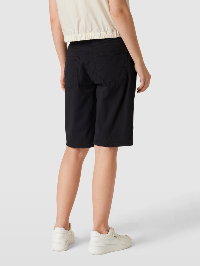 Bermudas mit seitlichen Eingrifftaschen in schwarz