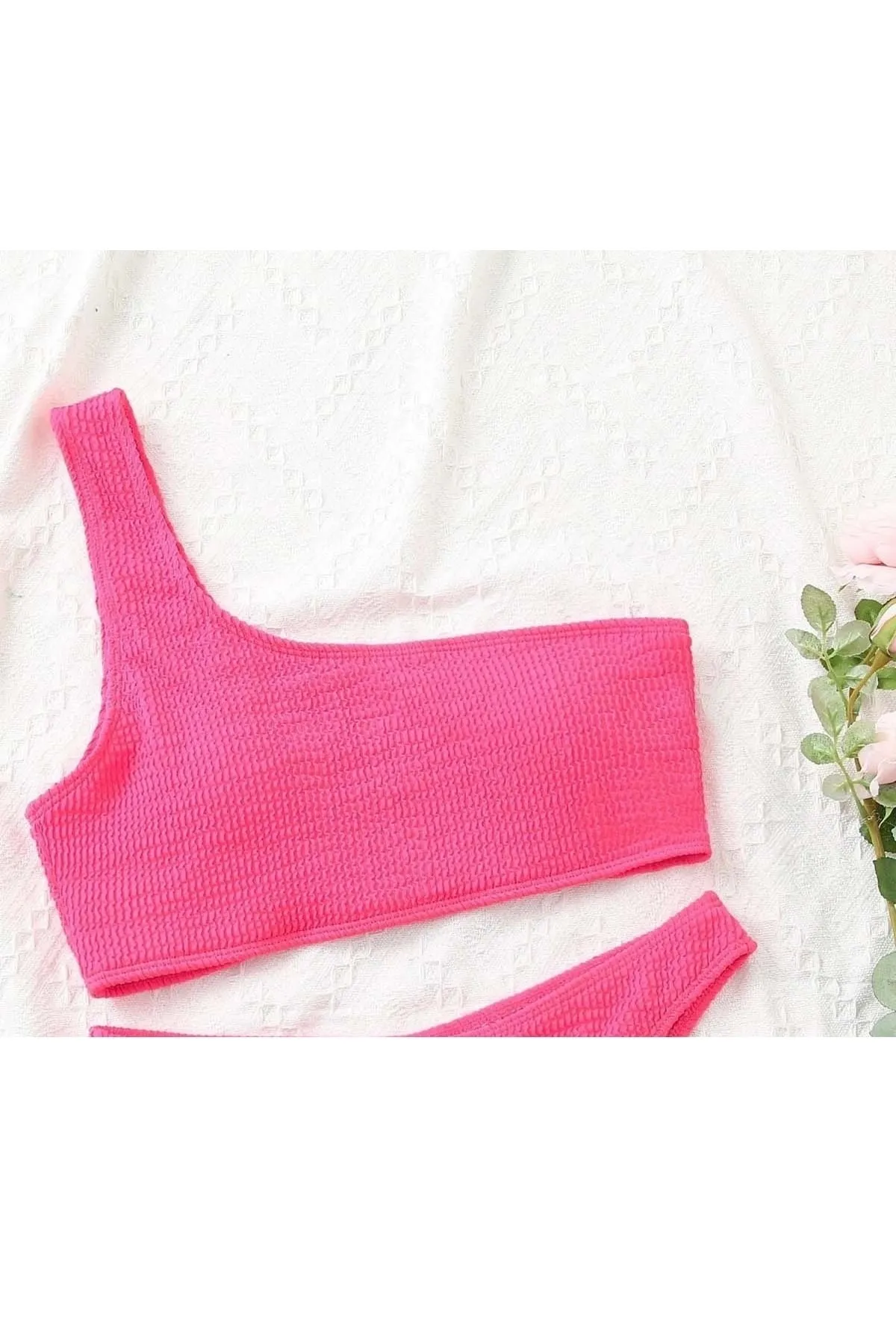 Angelsin  Aria&'s Closet Spezielles Bikinioberteil aus geripptem Stoff in Rosa