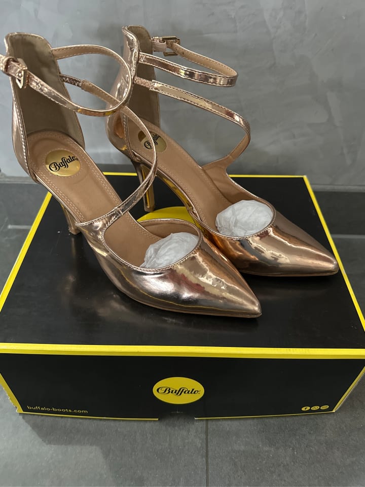 Buffalo Pumps in Champagner günstig kaufen 39