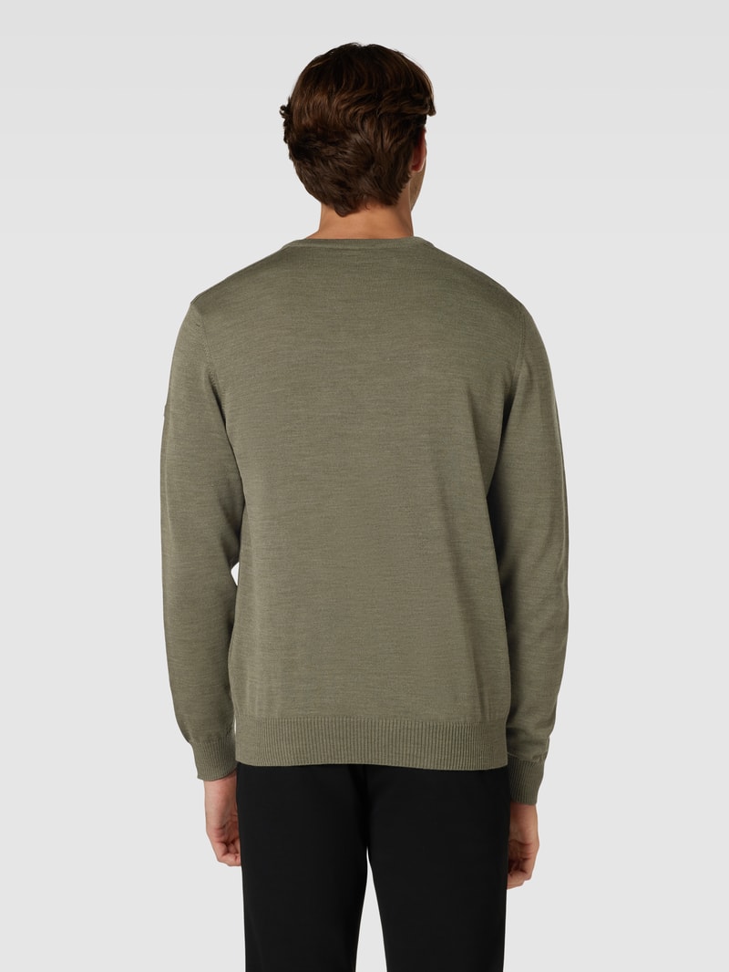 Strickpullover mit Label-Patch in schilf
