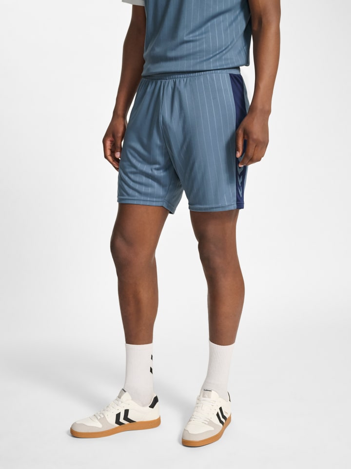Hummel Hummel Kurze Hose Hmlpulse Erwachsene in BLUE MIRAGE/DRESS BLUE günstig kaufen