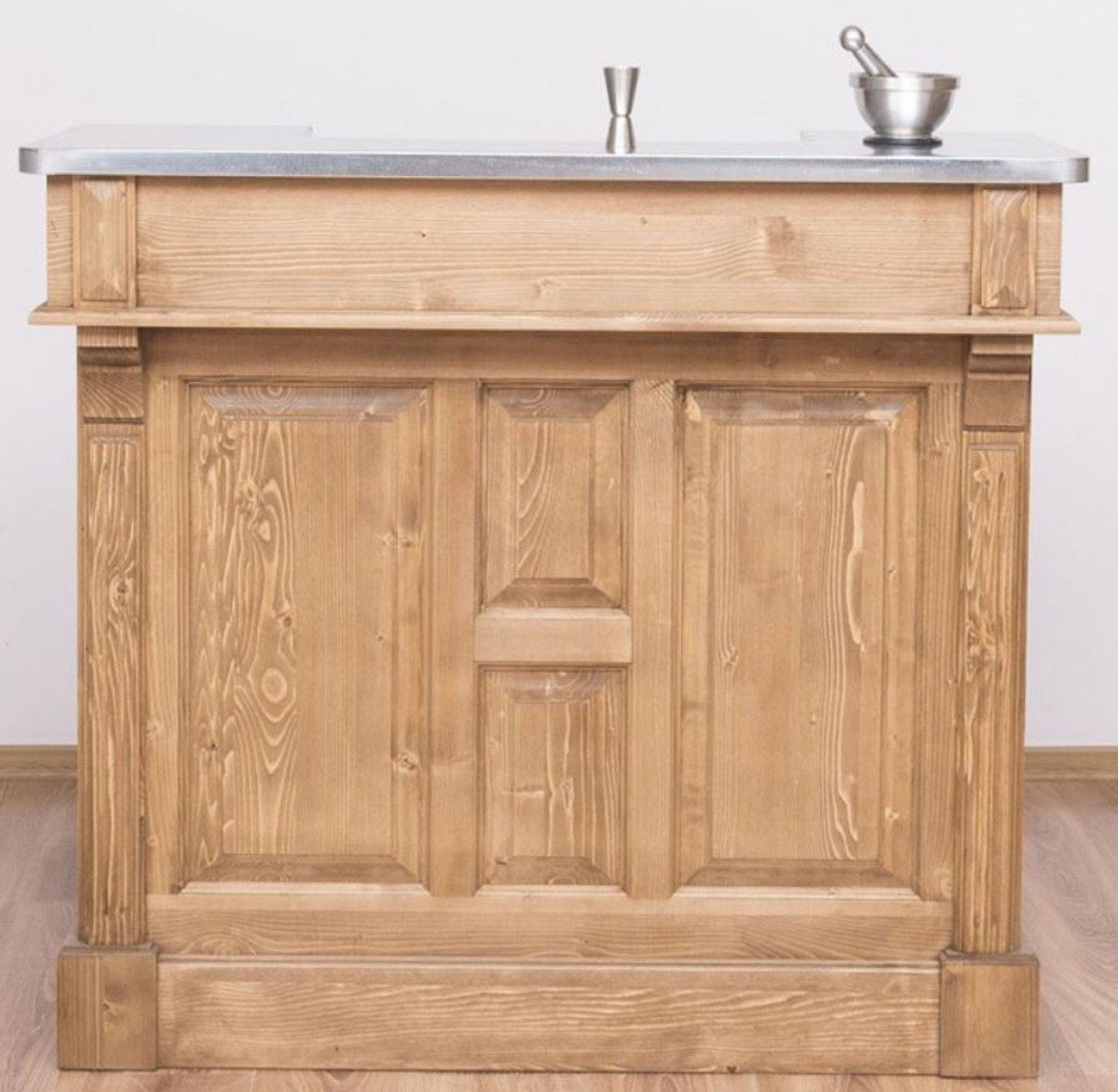 Casa Padrino Barschrank Landhausstil Theke Naturfarben / Silber 120 x 65 x H. 107 cm - Massivholz Thekentisch mit verzinkter Tischplatte - Barmöbel im Landhausstil