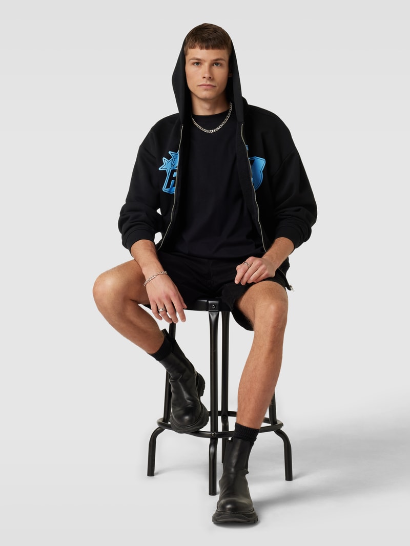 Sweatjacke mit Label-Details in schwarz