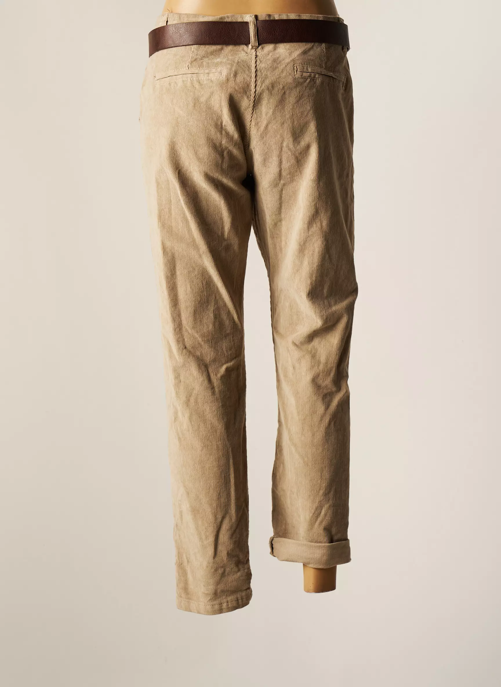 Naiif Pantalons Chino Femme couleur beige