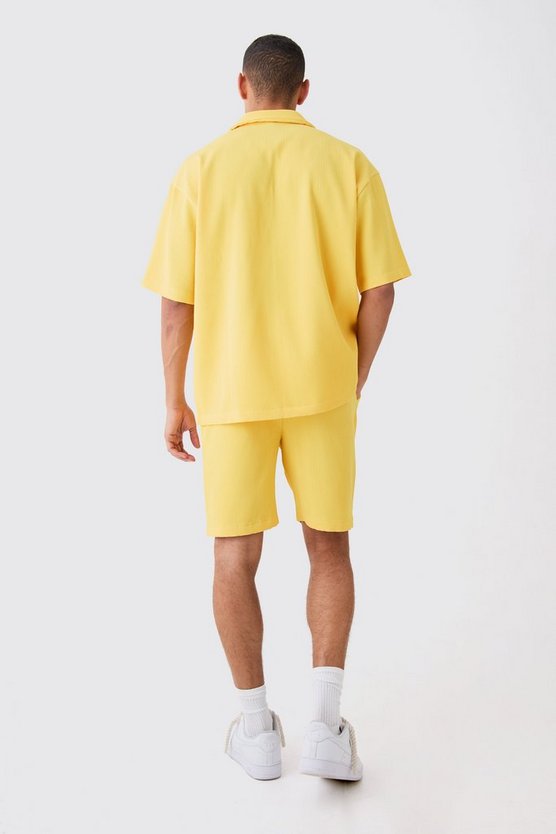 Oversize Hemd und Shorts