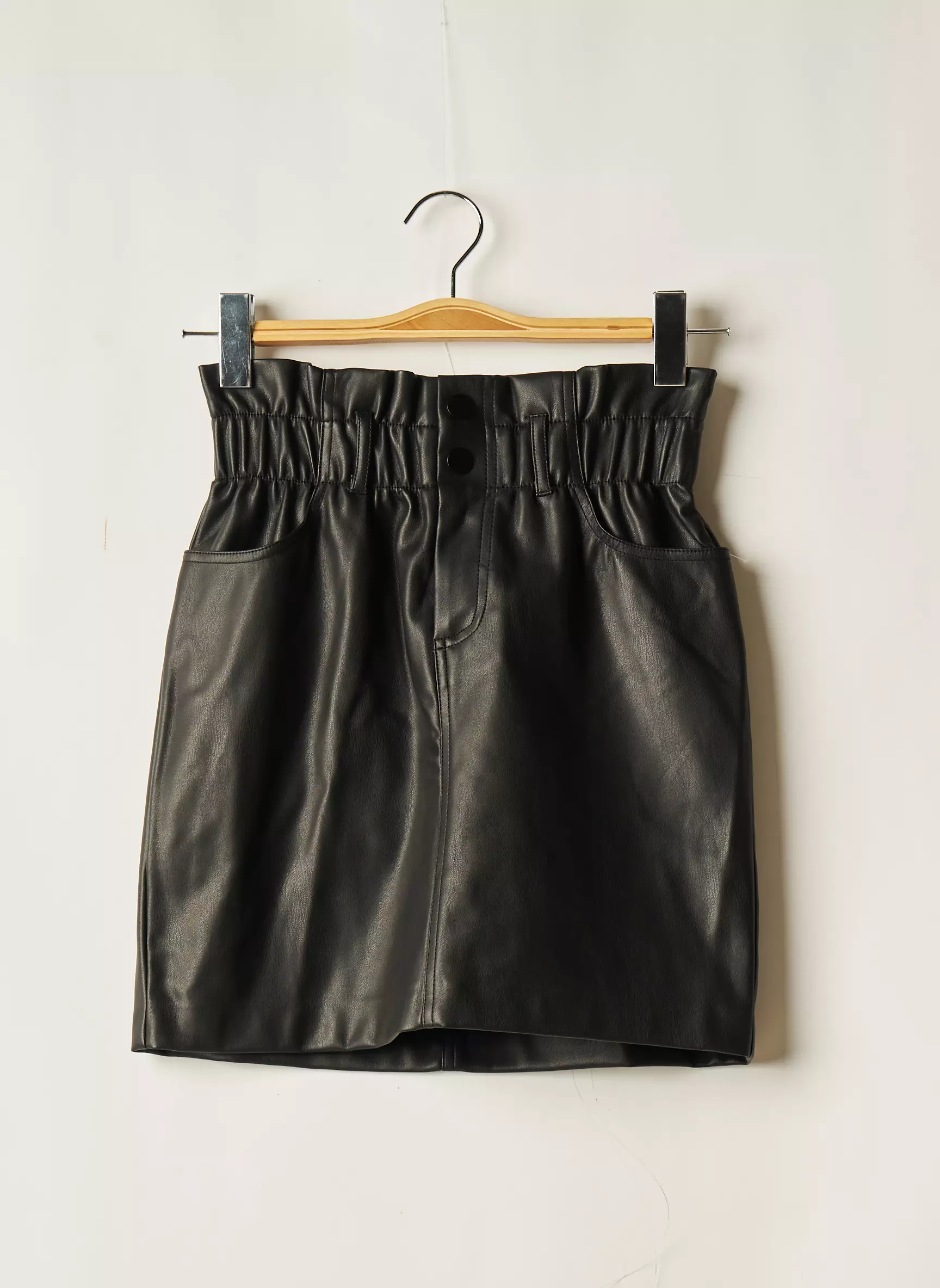 Only Jupes Courtes Femme couleur noir