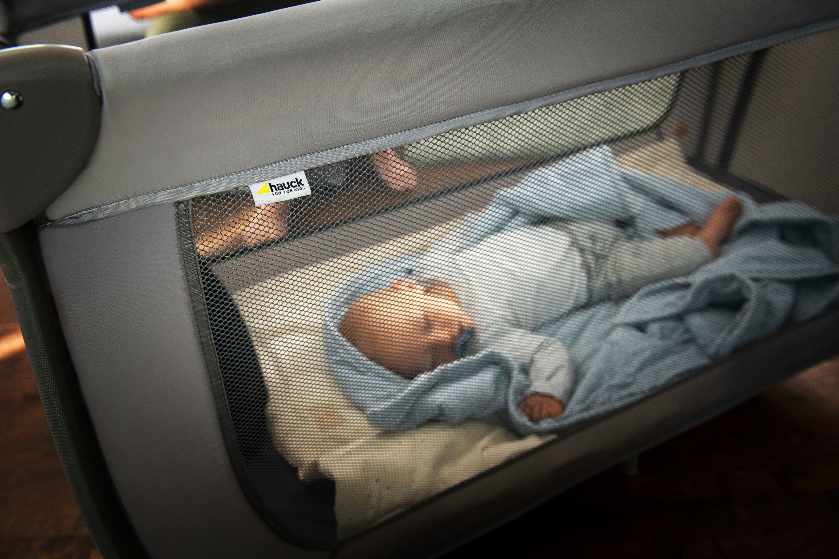 Hauck Baby-Reisebett Dream N Play Plus, grey, inkl. Transporttasche