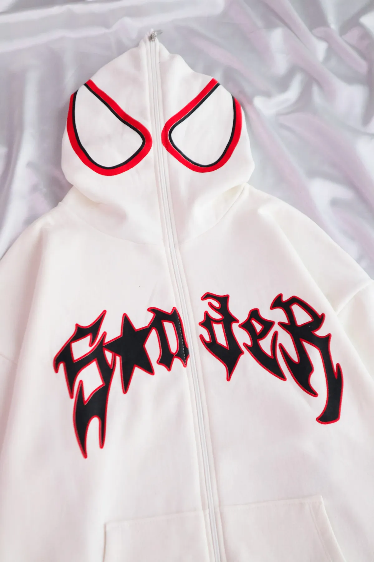 EFBUTİK  Weiße, mit Kapuze und Rückseite bedruckte Spiderman-Masken-Strickjacke
