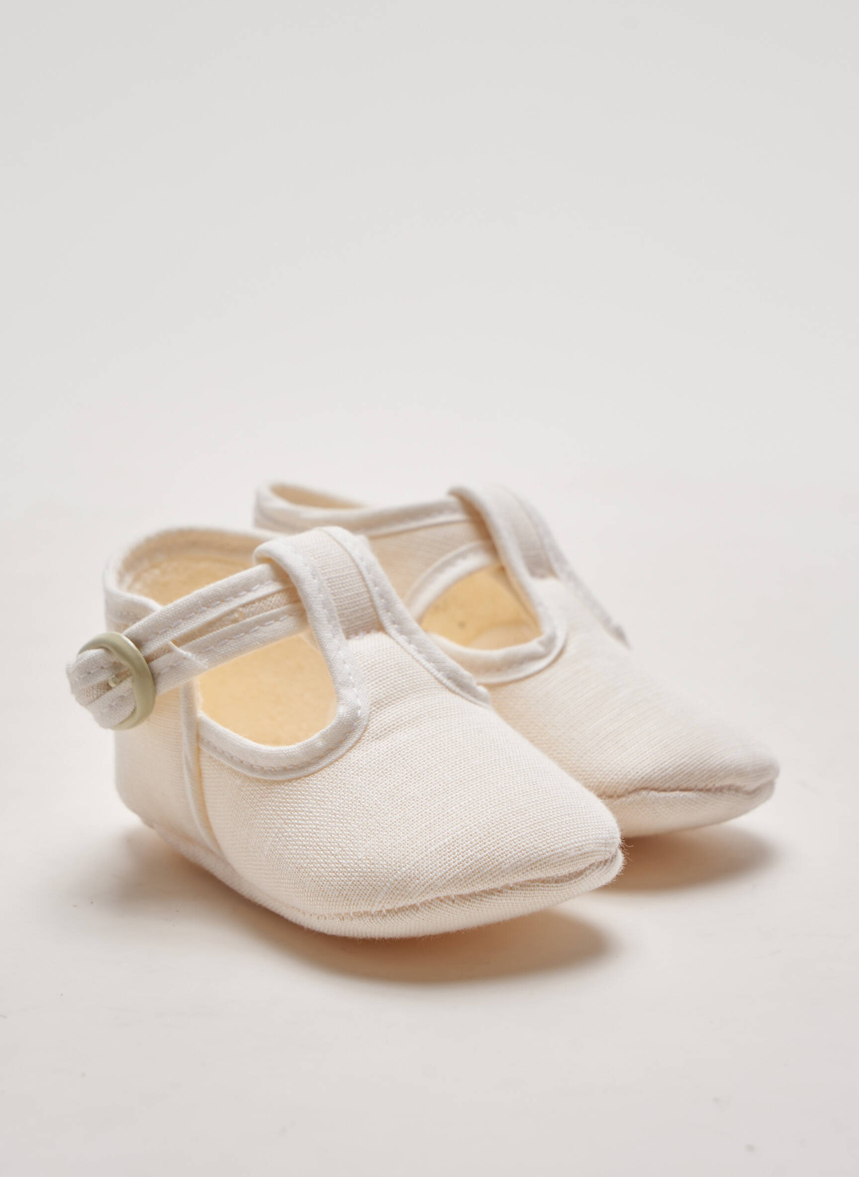 Paz Rodriguez Chaussons Enfant couleur beige