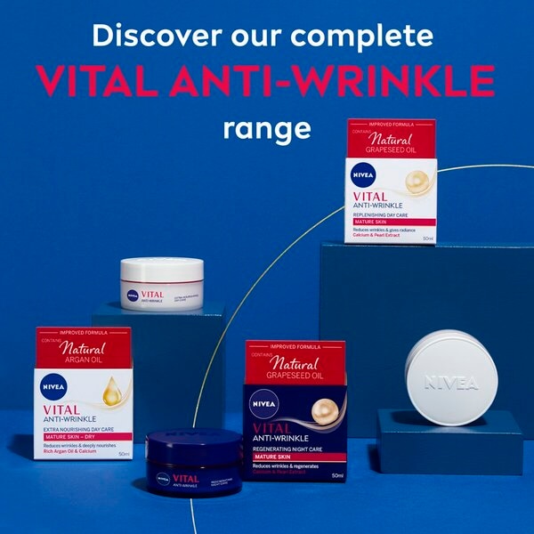 NIVEA Vital ránctalanító éjszakai krém 50ml - Érett és száraz bőrre