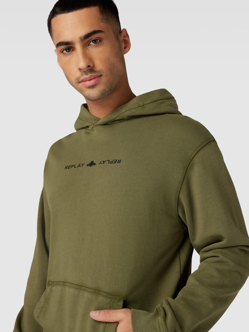 Hoodie mit Känguru-Tasche in khaki