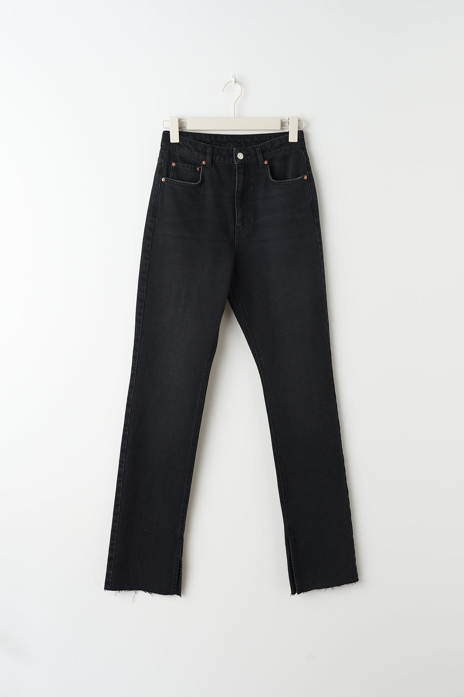 High waist slit jeans