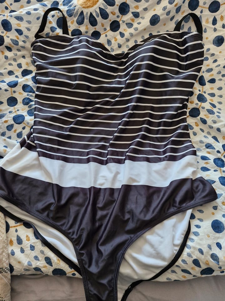 Pussy Deluxe Badeanzug Harmony in schwarz allover günstig kaufen XXL