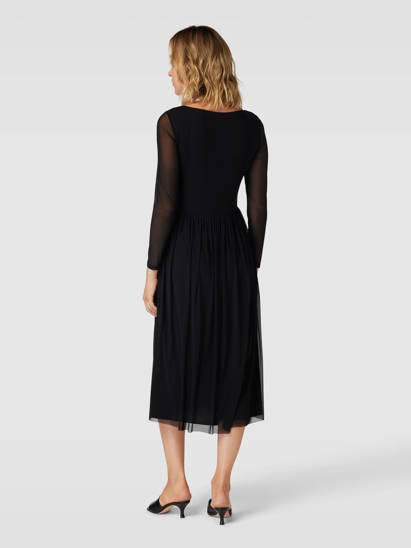 Midikleid mit semitransparenten Armen in schwarz
