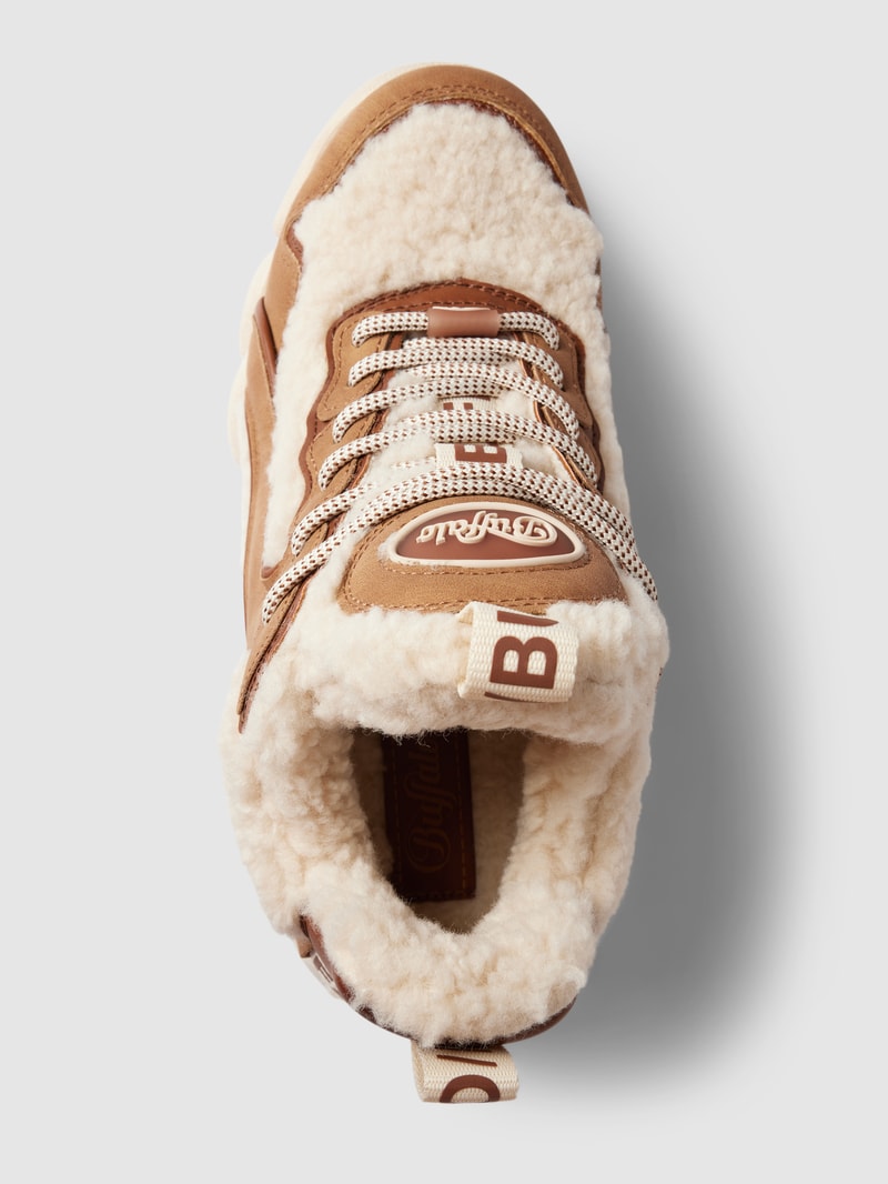 Schnürboots mit Teddyfellbesatz Modell 'CHAI' in hellbraun