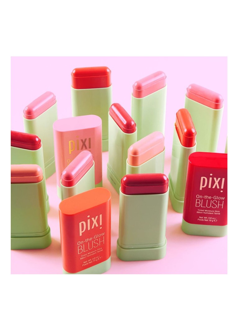 Fard de obraz iluminator Pixi On-The-Glow