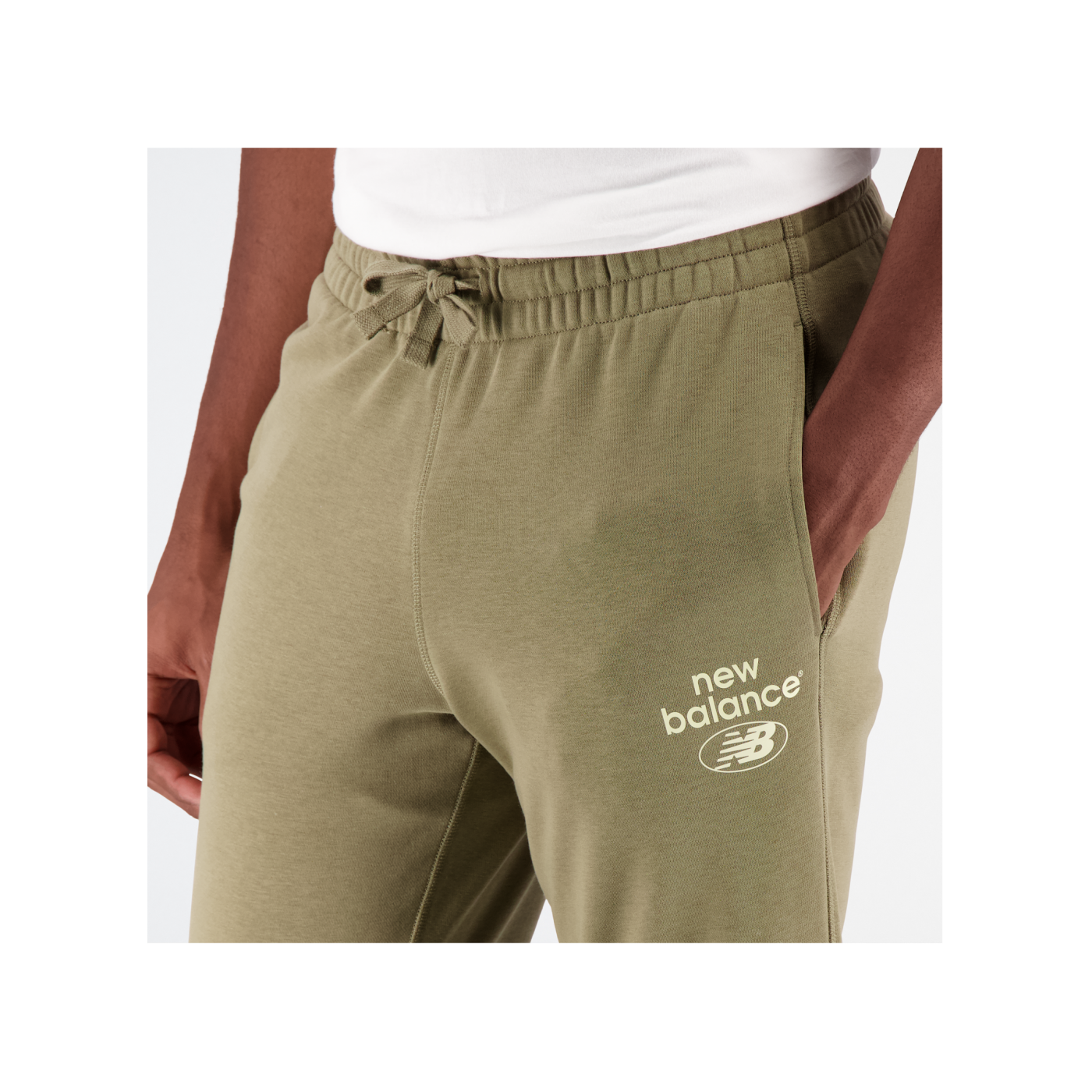 New Balance Essentials Logo Jogginghose Grün FCGN