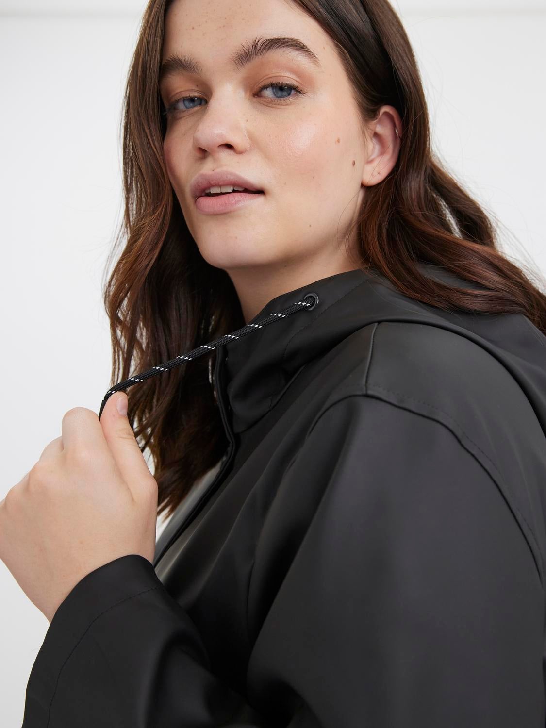 VMCMALOU Jacke