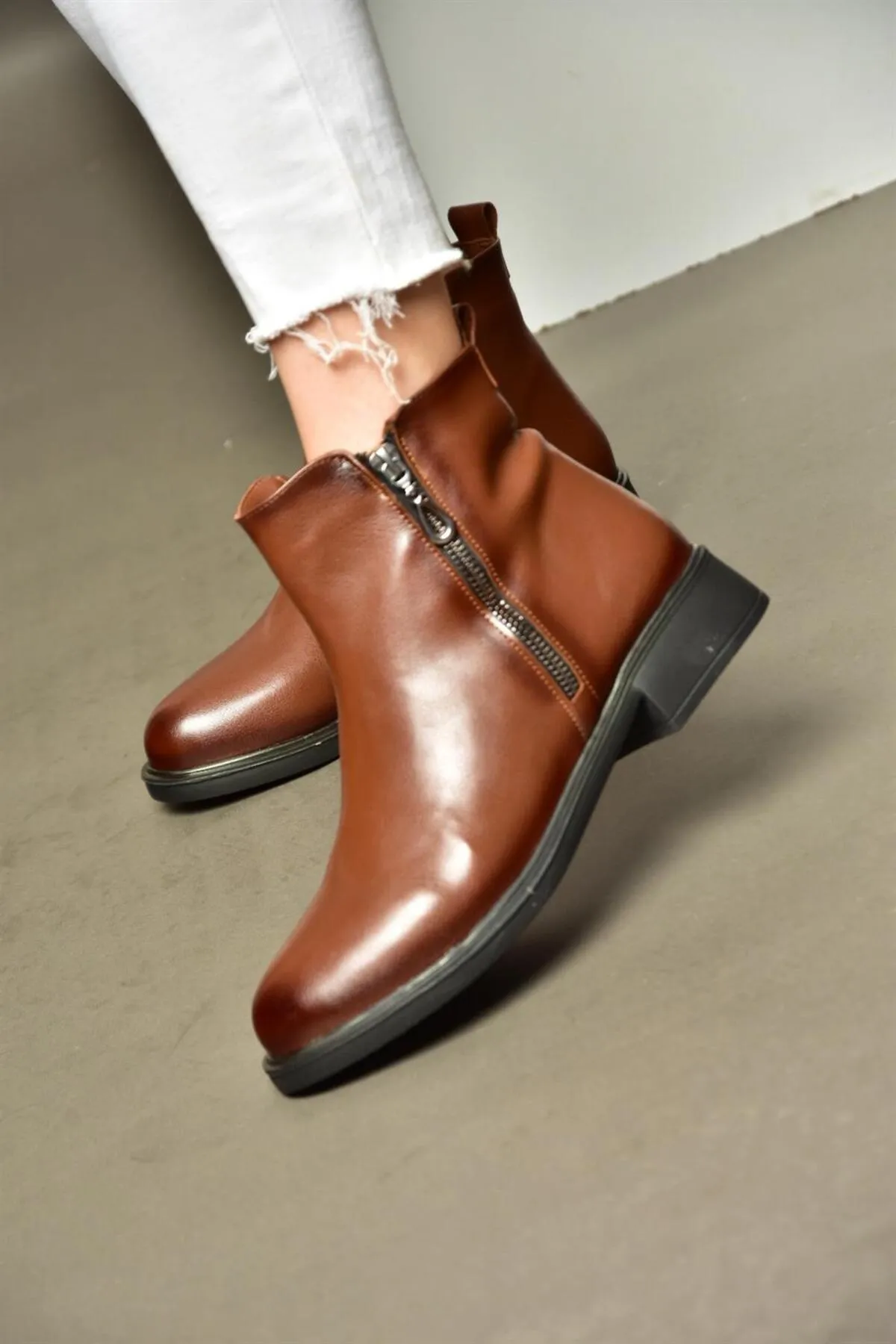 Fox Shoes  R374050409 Hellbraune Damenstiefel mit niedriger Sohle