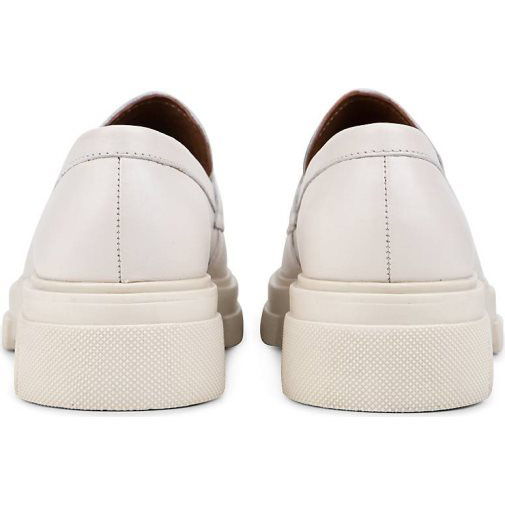 Another A Plateau-Slipper