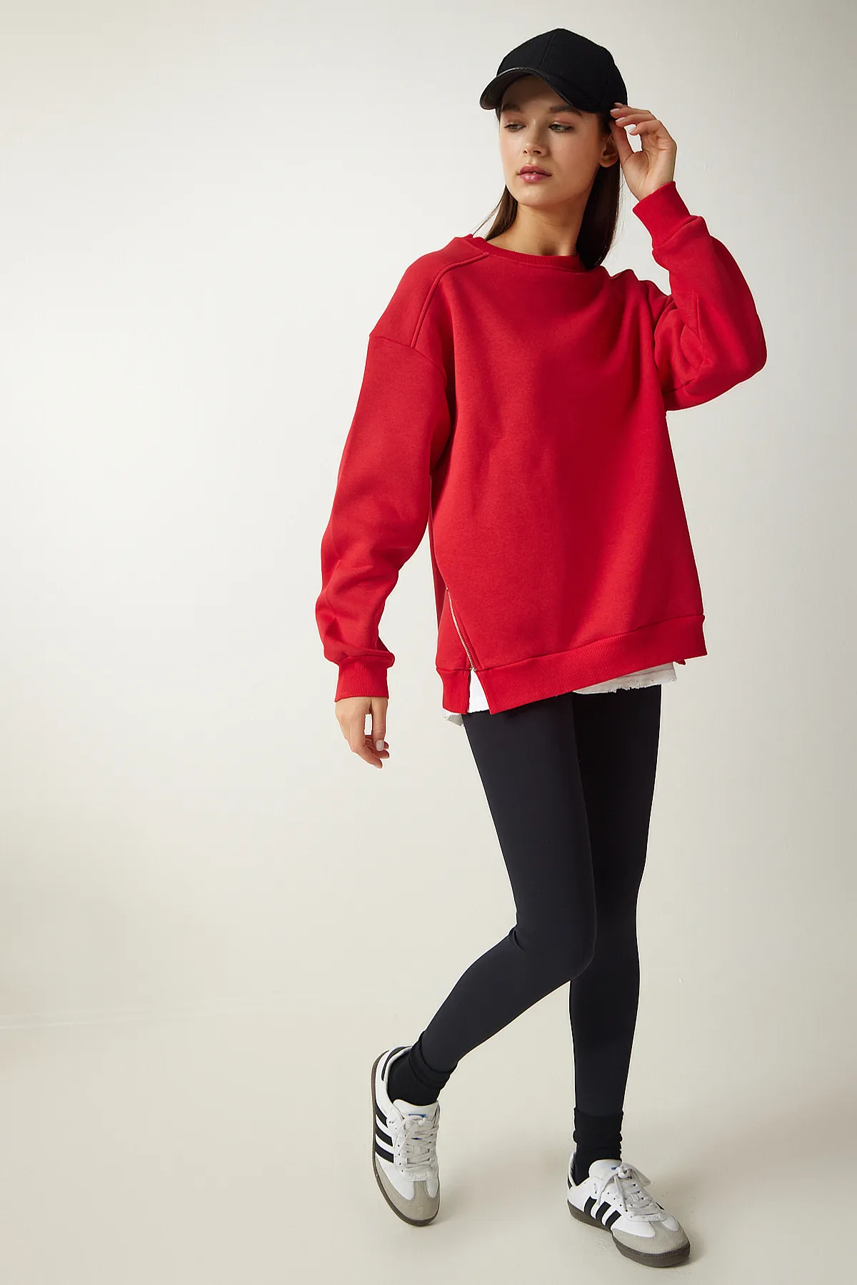 Happiness İstanbul  Rotes Damen-Sweatshirt mit Reißverschluss, detailliertem, erhöhtem Strickmuster UB00148