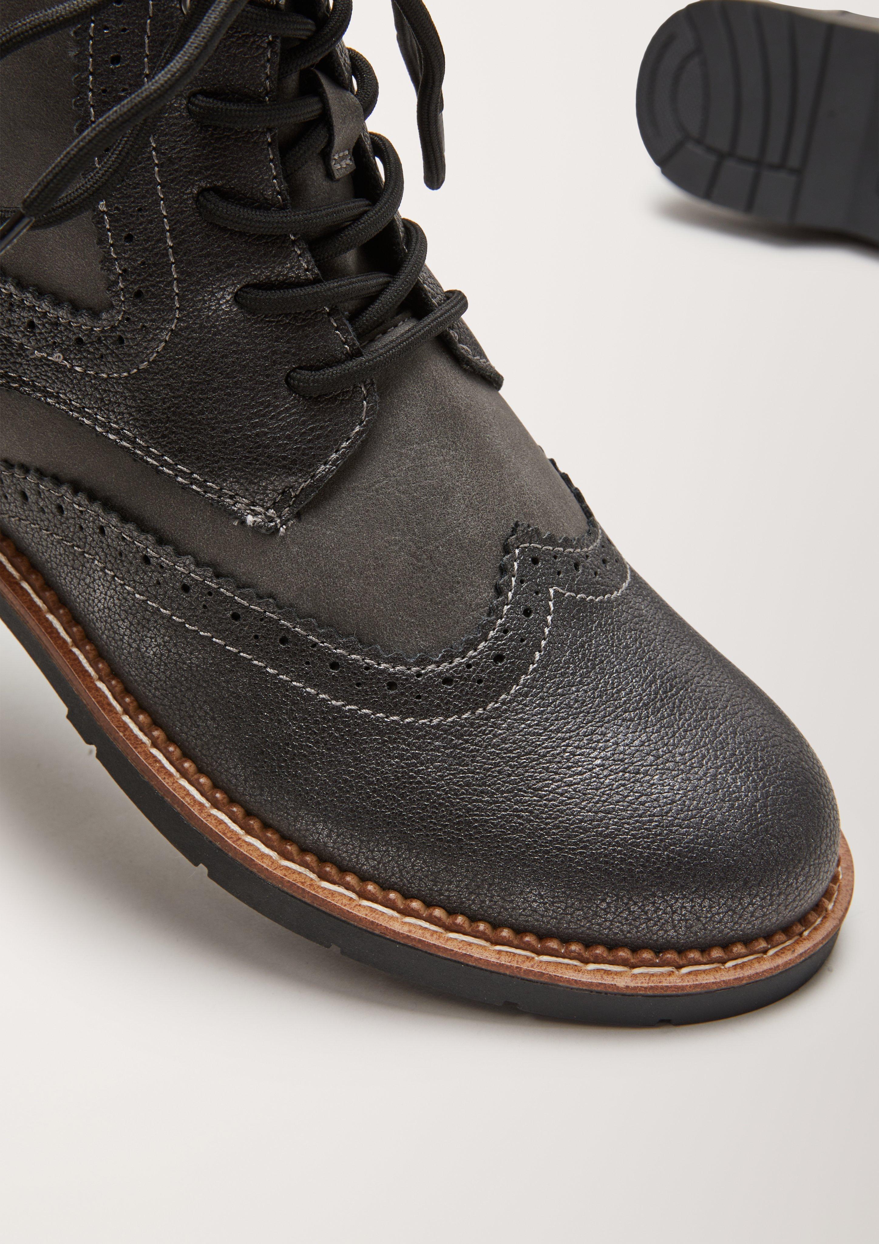 Boots in Lackleder-Optik  101.107.101.25465-258