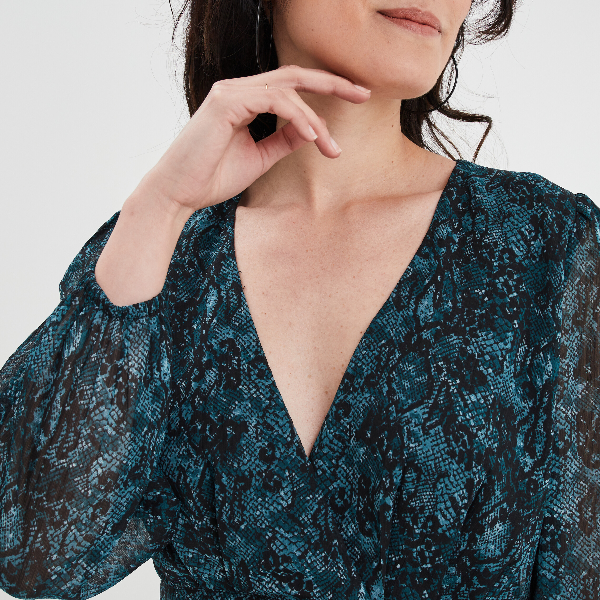 Blouse cintrée col effet croisé Liberto bleu canard femme | La Halle