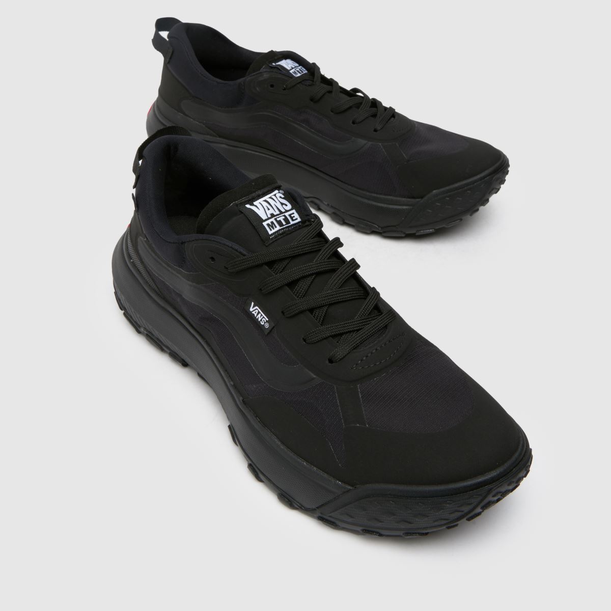 Vans MTE Crosspath cipők fekete színben
