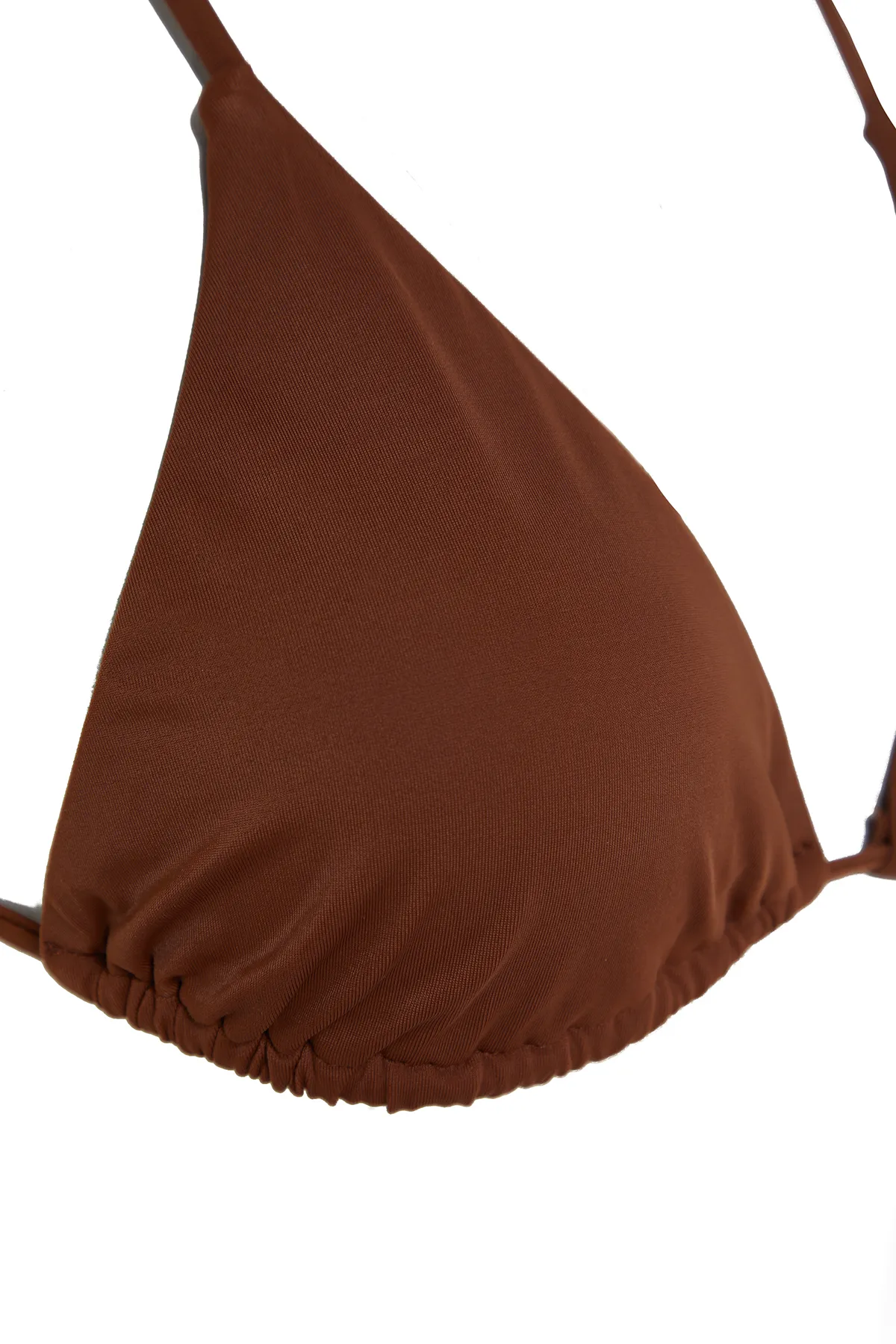 Trendyol Collection  Braunes Triangel-Tunnel-Bikini-Set mit hohem Beinausschnitt TBESS24BT00079