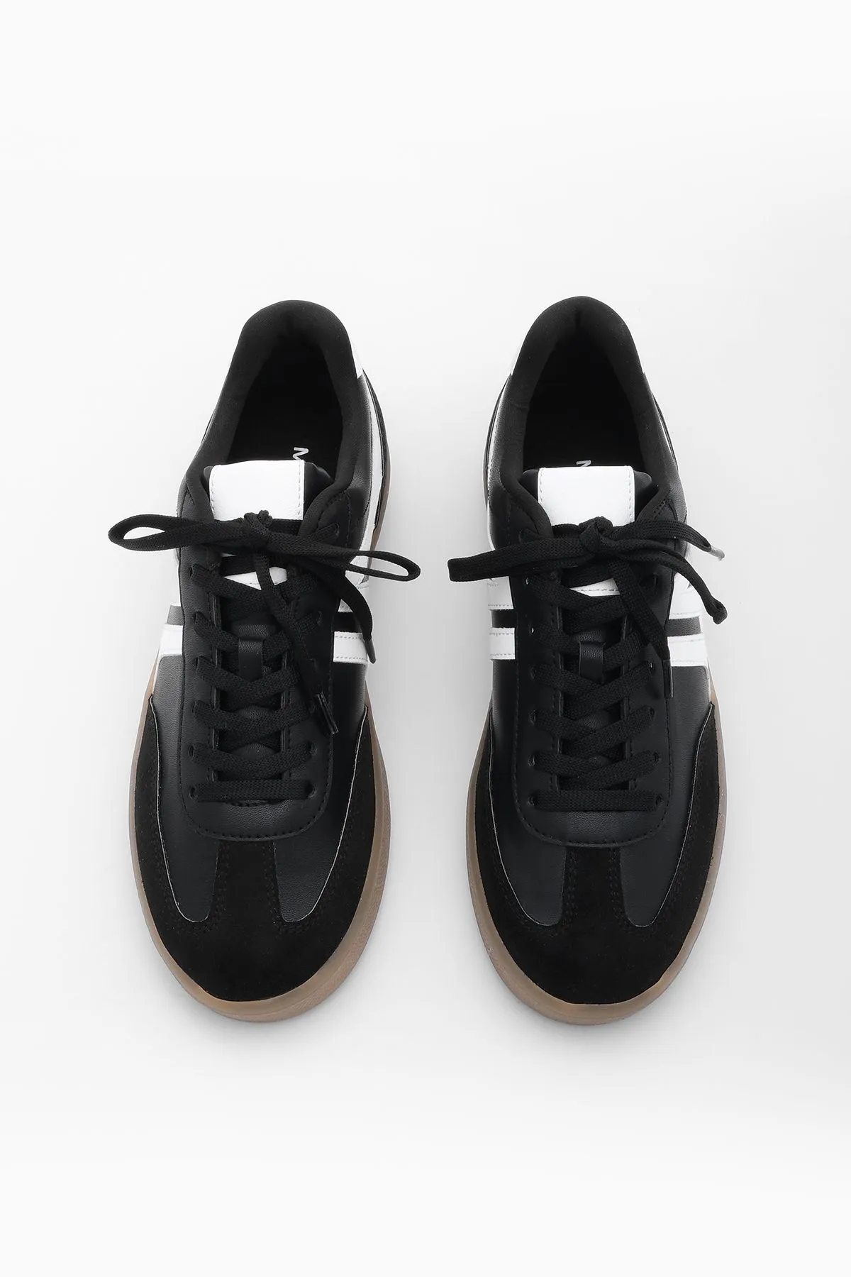 Marjin  Sneaker - Schwarz - Flacher Absatz