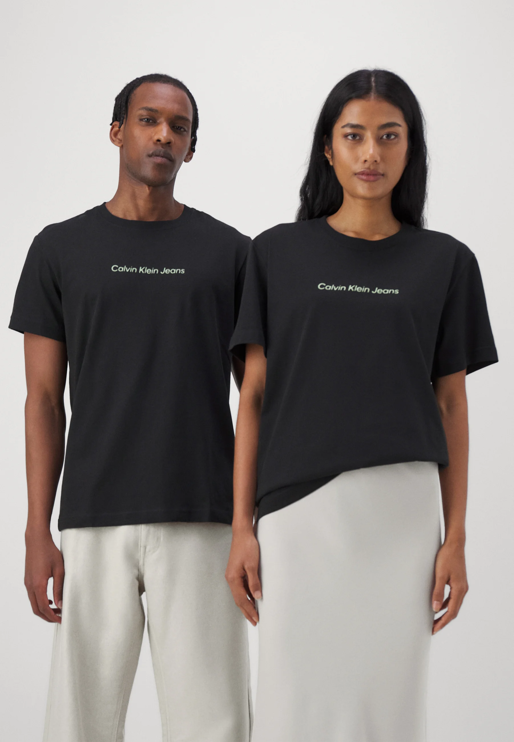 Calvin Klein Jeans MIRRORED LOGO TEE UNISEX - Camiseta con estampado