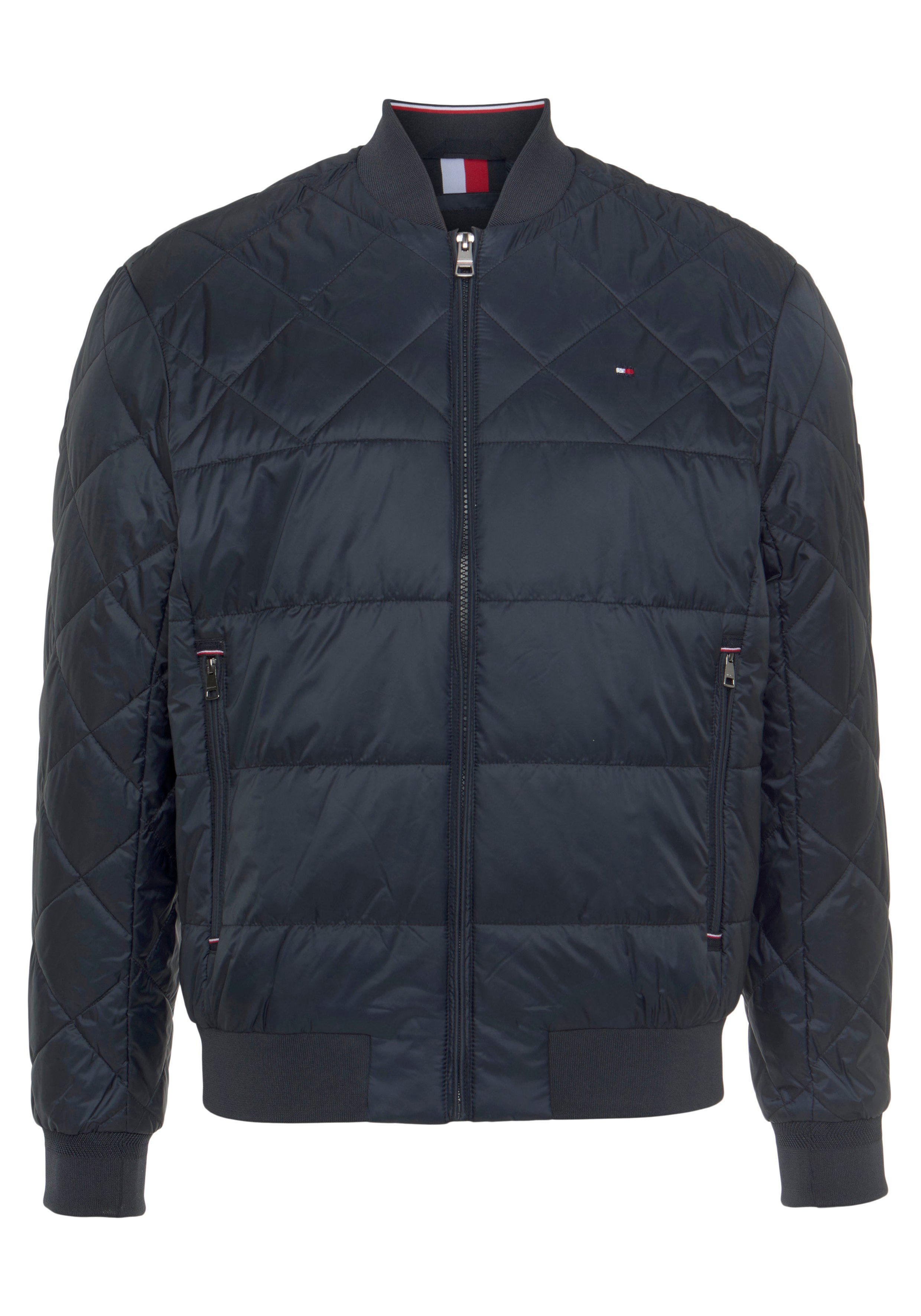 Tommy Hilfiger Bomberjacke PACKABLE RECYCLED BOMBER mit dezenten Farbeinsätzen in Labelfarben