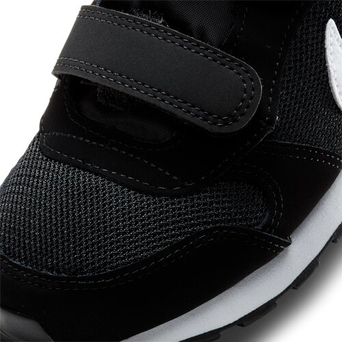 KINDER SNEAKER 