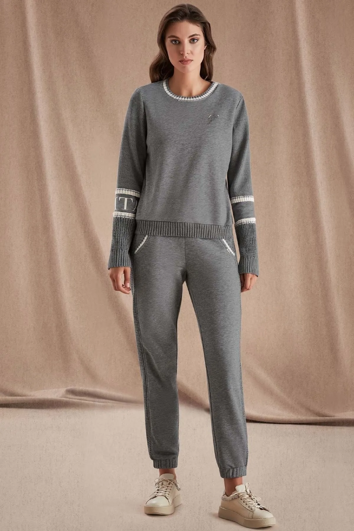 Guitar  Graue Strick-Jogginghose mit elastischem Bein