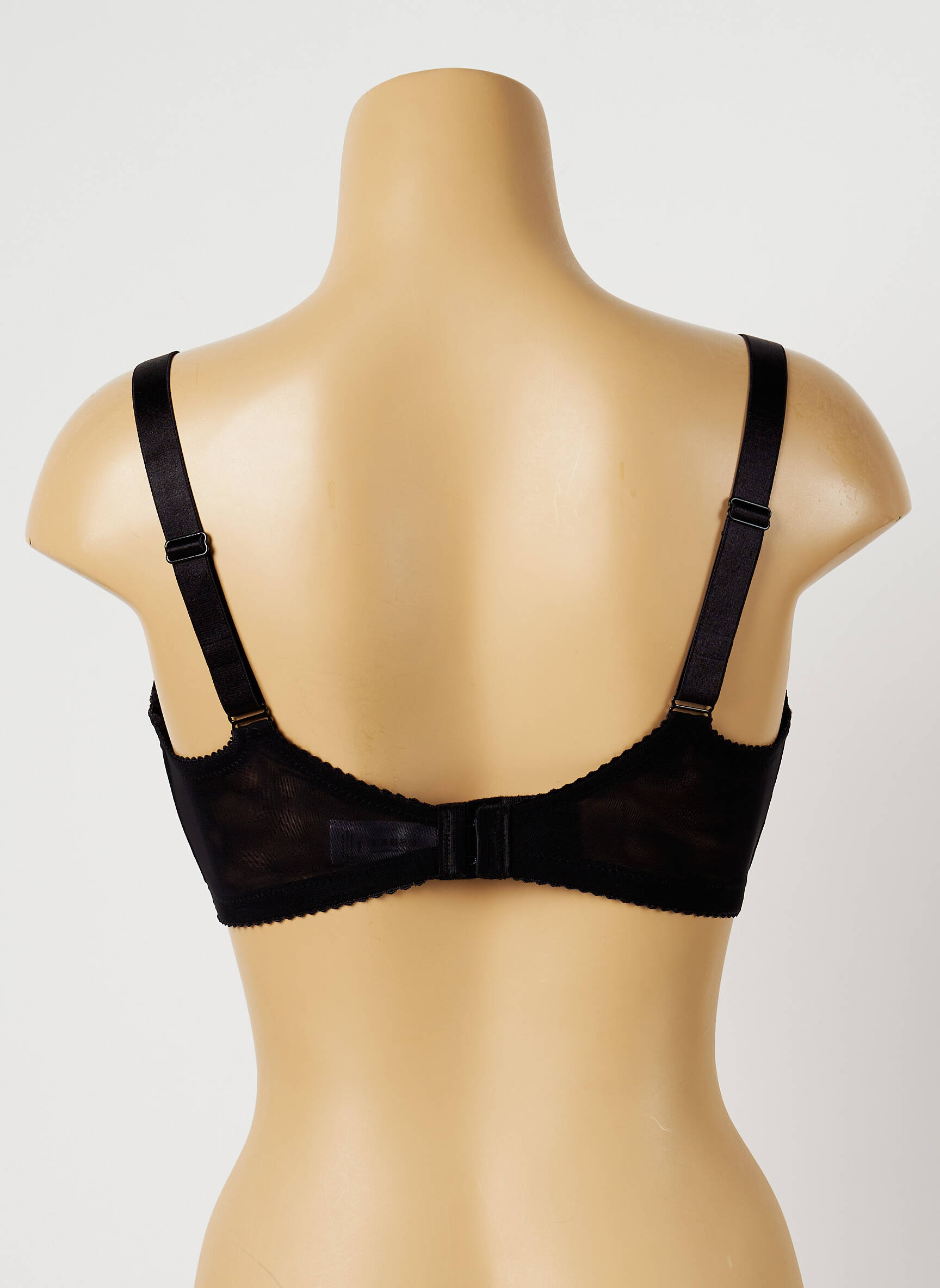 Cache Coeur Lingerie Maternite Femme couleur noir