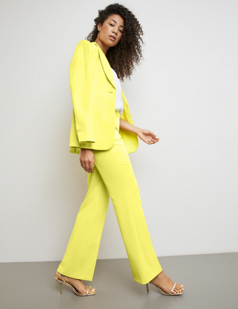 Elegante Flared Pants