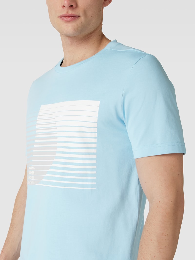 T-Shirt mit Motiv-Print Modell 'Tee 6' in hellblau