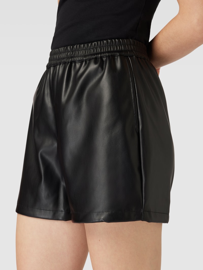 Shorts in Leder-Optik Modell 'ANDY' in black