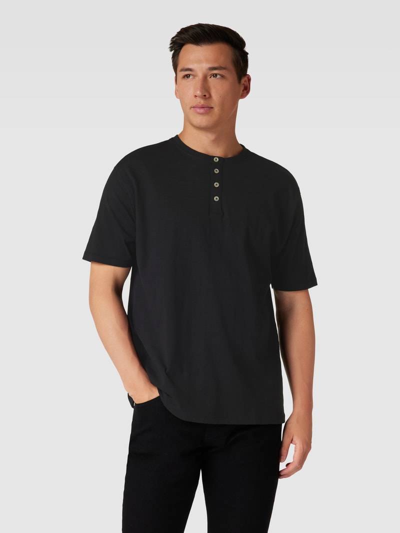 T-Shirt mit Knopfleiste in schwarz