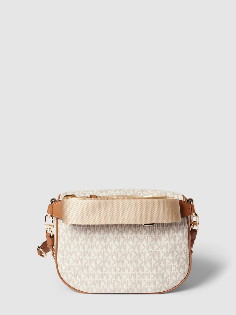 Crossbody Bag mit Label-Applikation Modell 'SLATER' in ecru